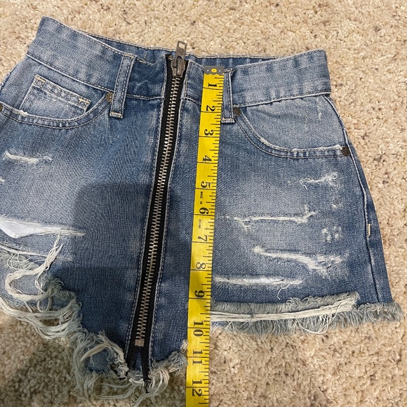 UNIF Denim Zip Up Mini Skirt size 24 - Picture 6 of 8